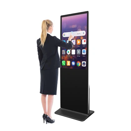 Digital skyltning och displayer för reklamställ